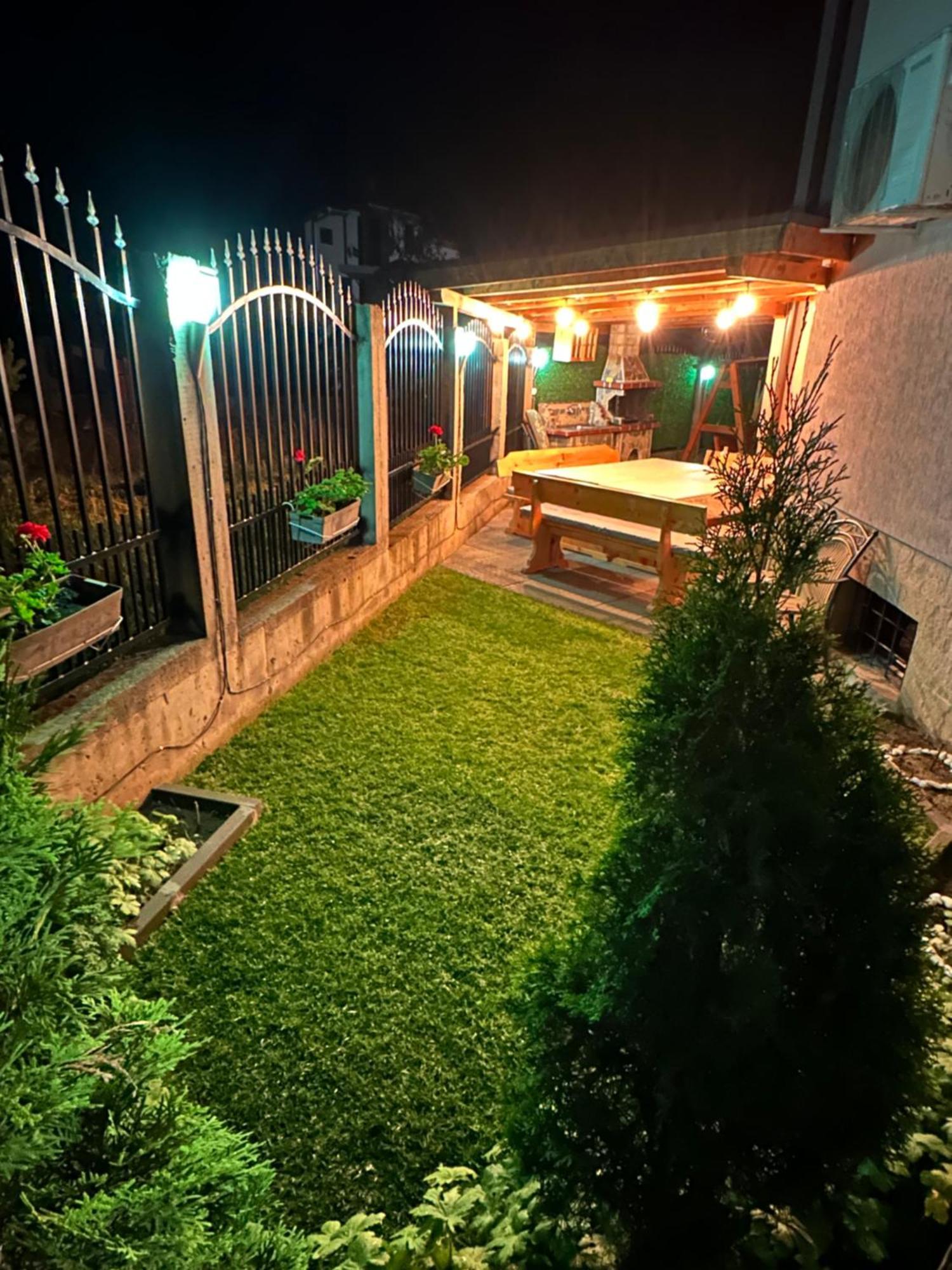 Advel Guest Hous Ξενοδοχείο Madzhare Εξωτερικό φωτογραφία